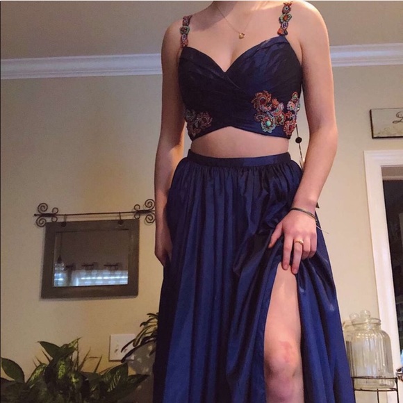 Sherri Hill Dresses & Skirts - BNWT Sherri Hill 2 Piece Dress